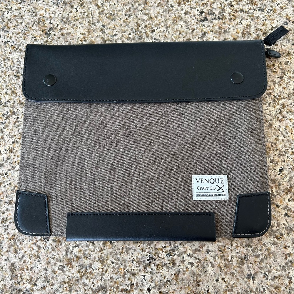 Venque Craft Co Tablet sleeve
